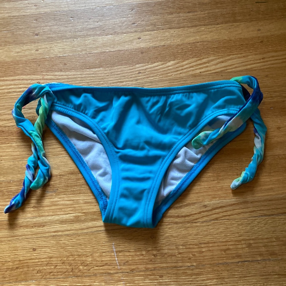 Girls oneil bikini bottoms.